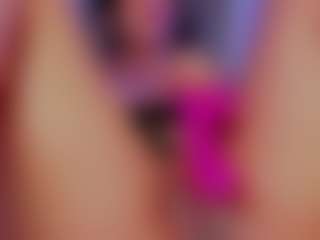 Xia Phoenix's Live Sex Cam Show