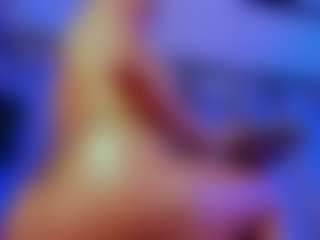 Xia Phoenix's Live Sex Cam Show