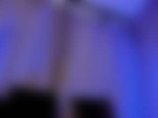 Xia Phoenix's Live Sex Cam Show