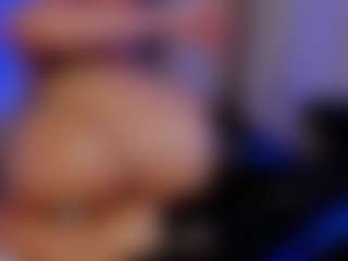 Xia Phoenix's Live Sex Cam Show