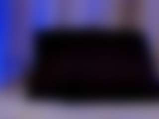 Xia Phoenix's Live Sex Cam Show