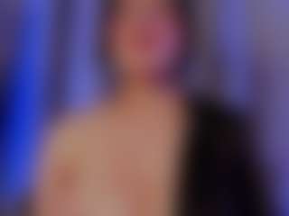 Xia Phoenix's Live Sex Cam Show