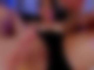 Xia Phoenix's Live Sex Cam Show