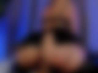 Xia Phoenix's Live Sex Cam Show