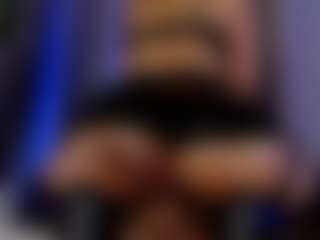 Xia Phoenix's Live Sex Cam Show