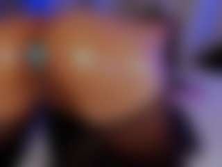 Xia Phoenix's Live Sex Cam Show