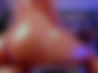 Xia Phoenix's Live Sex Cam Show