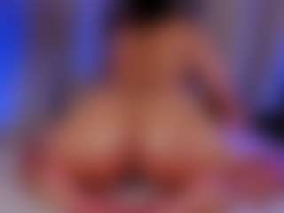 Xia Phoenix's Live Sex Cam Show