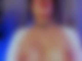 Live cam show with Xia Phoenix - Big Tits Latina on Soda Cam | colombia