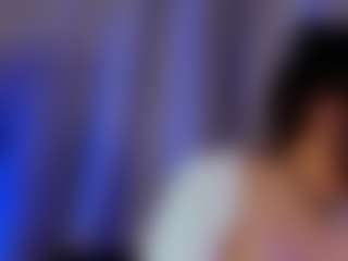 Xia Phoenix's Live Sex Cam Show