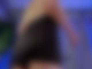 Xia Phoenix's Live Sex Cam Show