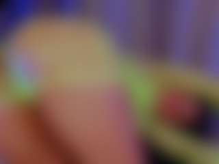 Xia Phoenix's Live Sex Cam Show
