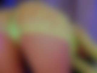 Xia Phoenix's Live Sex Cam Show