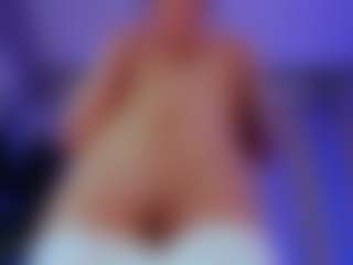 Xia Phoenix's Live Sex Cam Show