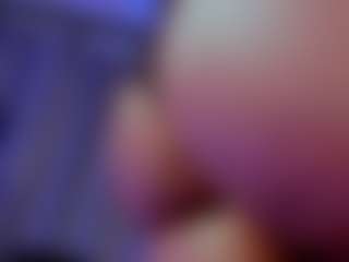 Xia Phoenix's Live Sex Cam Show
