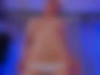 Xia Phoenix's Live Sex Cam Show