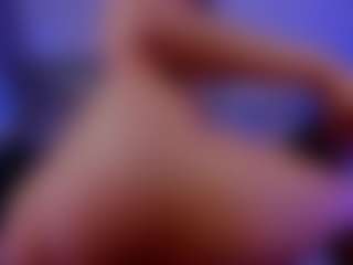 Xia Phoenix's Live Sex Cam Show