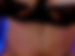 Xia Phoenix's Live Sex Cam Show