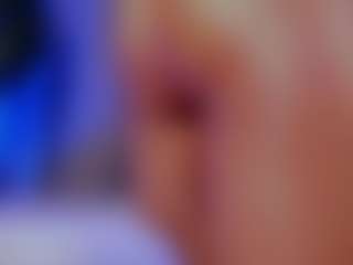 Live cam show with Xia Phoenix - Big Tits on CamSodaAdn