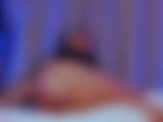 Xia Phoenix's Live Sex Cam Show
