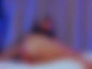 Xia Phoenix's Live Sex Cam Show