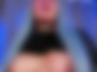 Xia Phoenix's Live Sex Cam Show