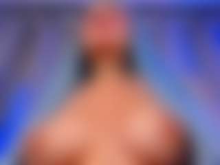 Xia Phoenix's Live Sex Cam Show