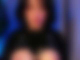 Xia Phoenix's Live Sex Cam Show