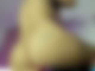 Live cam show with crystal-brubano - Horny on alttransgirls