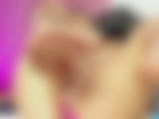 crystal-brubano's Live Sex Cam Show