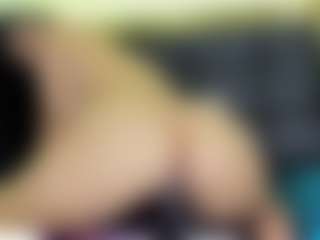 crystal-brubano's Live Sex Cam Show