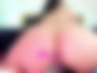crystal-brubano's Live Sex Cam Show