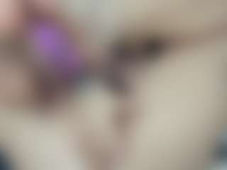 crystal-brubano's Live Sex Cam Show
