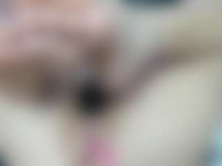 Live cam show with crystal-brubano - Thin on camwithhim.com