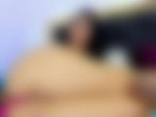 Live cam show with crystal-brubano - Oil on Nude Live Now