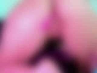 crystal-brubano's Live Sex Cam Show