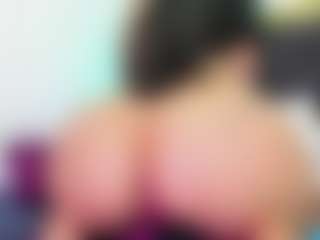 crystal-brubano's Live Sex Cam Show