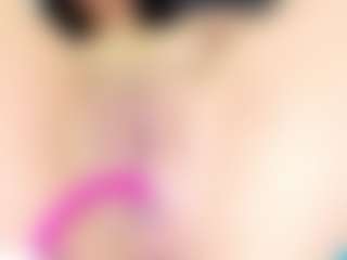 crystal-brubano's Live Sex Cam Show