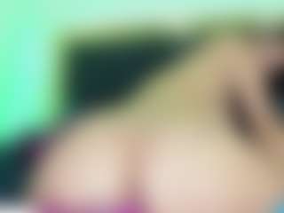 crystal-brubano's Live Sex Cam Show