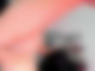 Live cam show with crystal-brubano - BBW on Stripli.com