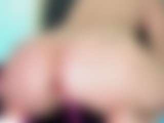 crystal-brubano's Live Sex Cam Show