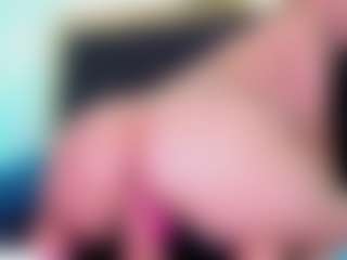 crystal-brubano's Live Sex Cam Show