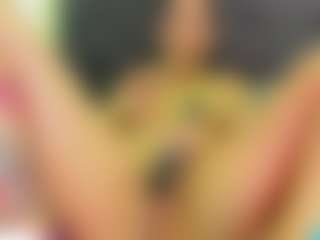 crystal-brubano's Live Sex Cam Show