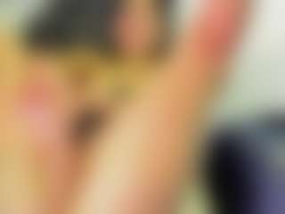 crystal-brubano's Live Sex Cam Show