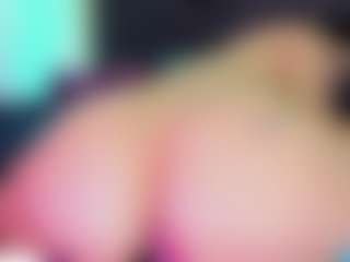 crystal-brubano's Live Sex Cam Show