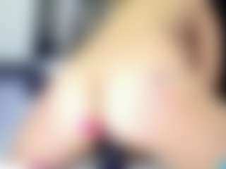 crystal-brubano's Live Sex Cam Show