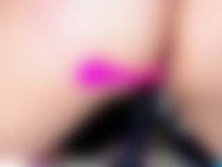 crystal-brubano's Live Sex Cam Show