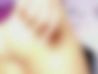 Live cam show with crystal-brubano - Squirt Curvy on Free Soda