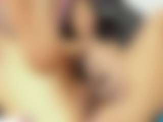 Live cam show with crystal-brubano - Oil on googirlz