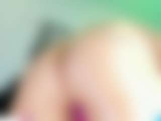 crystal-brubano's Live Sex Cam Show